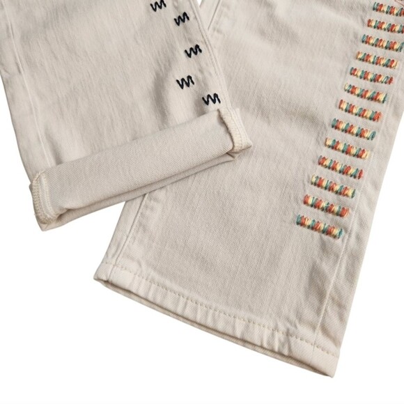 Pilcro by Anthropologie Ivory Mid-Rise Slim Straight Boyfriend Jeans Size 26 (S) - Picture 6 of 16